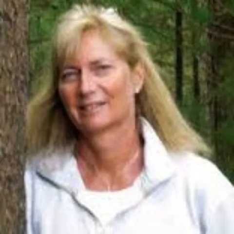 Catherine Parnell's photo