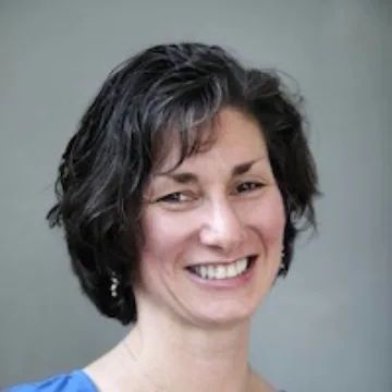 Tracy Hahn-Burkett's photo