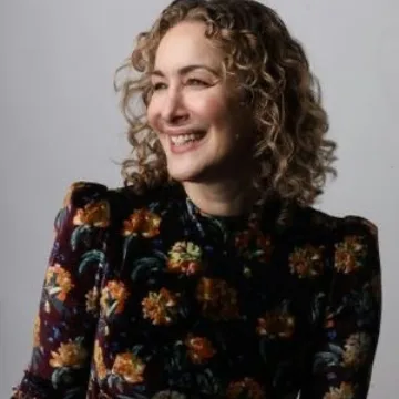 Joanna Rakoff's photo