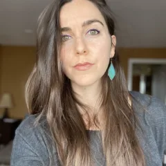 Caitlin McGill's photo